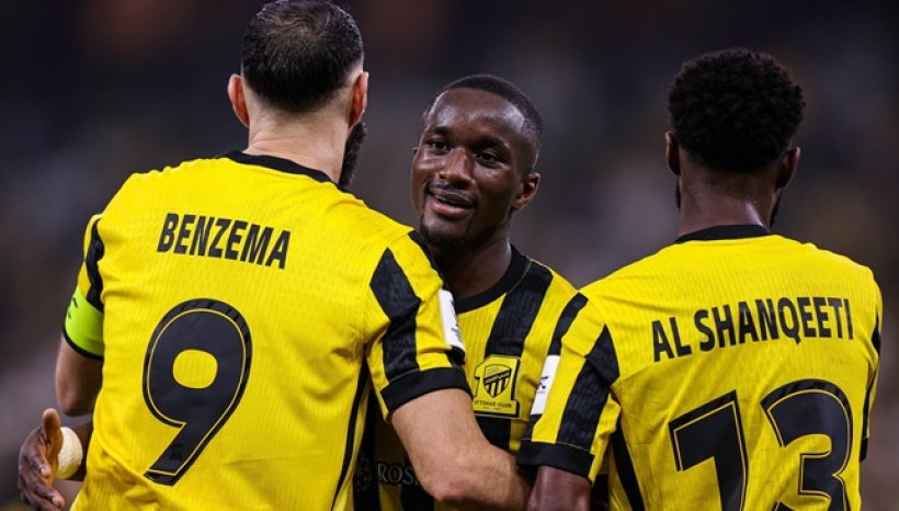 مدافع أفريقي يغلق الباب أمام الاتحاد